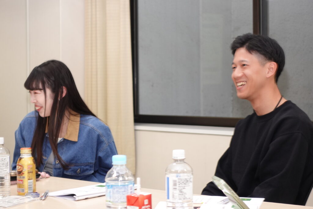ドクターストレッチでお客様に向き合うトレーナー
