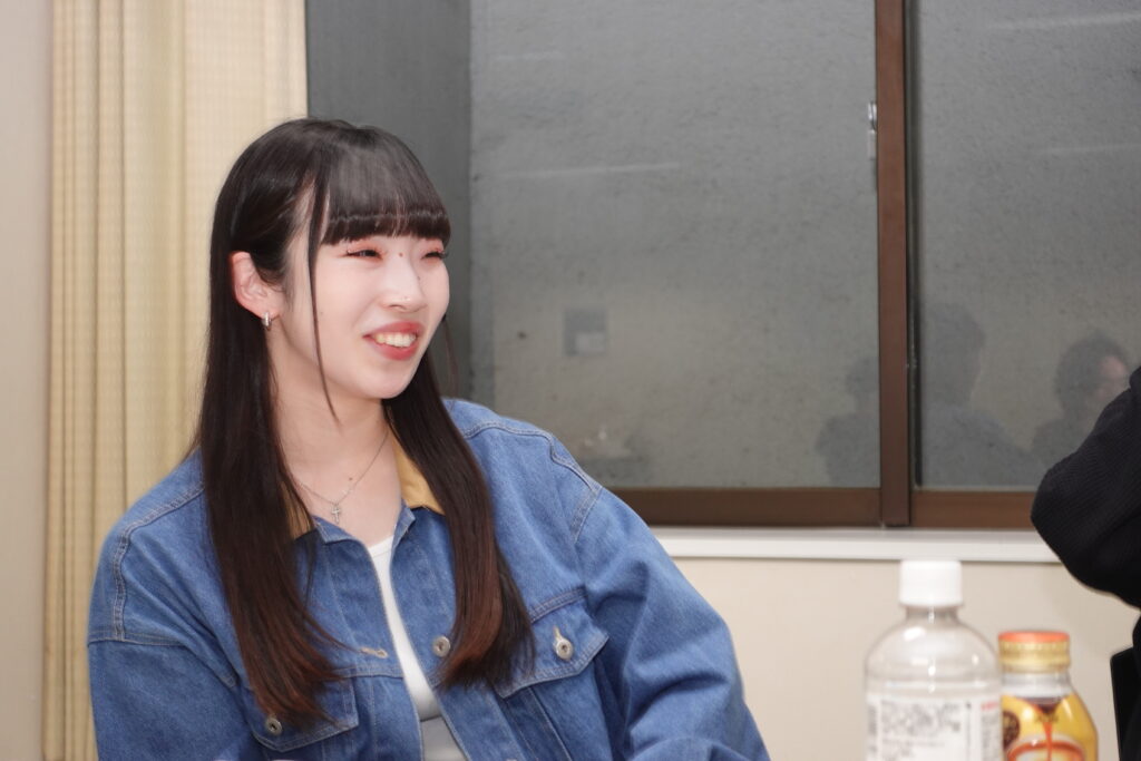 ソフネットジャパン三鷹店で働くトレーナー