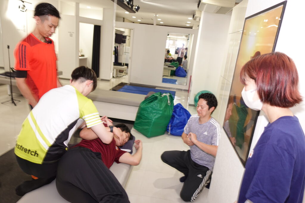社員同士で知識や技術を学ぶDr.stretchの職場