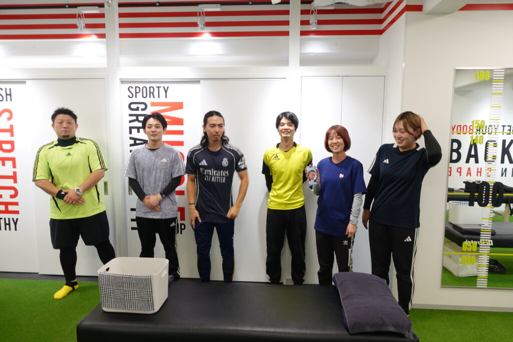 ストレッチトレーナーの仕事内容とは？転職で知ってほしい「健康づくりのパートナー」という働き方【中途・第二新卒】