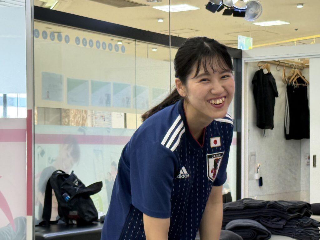 健康づくりのパートナーとしてお客様に向き合うストレッチトレーナー