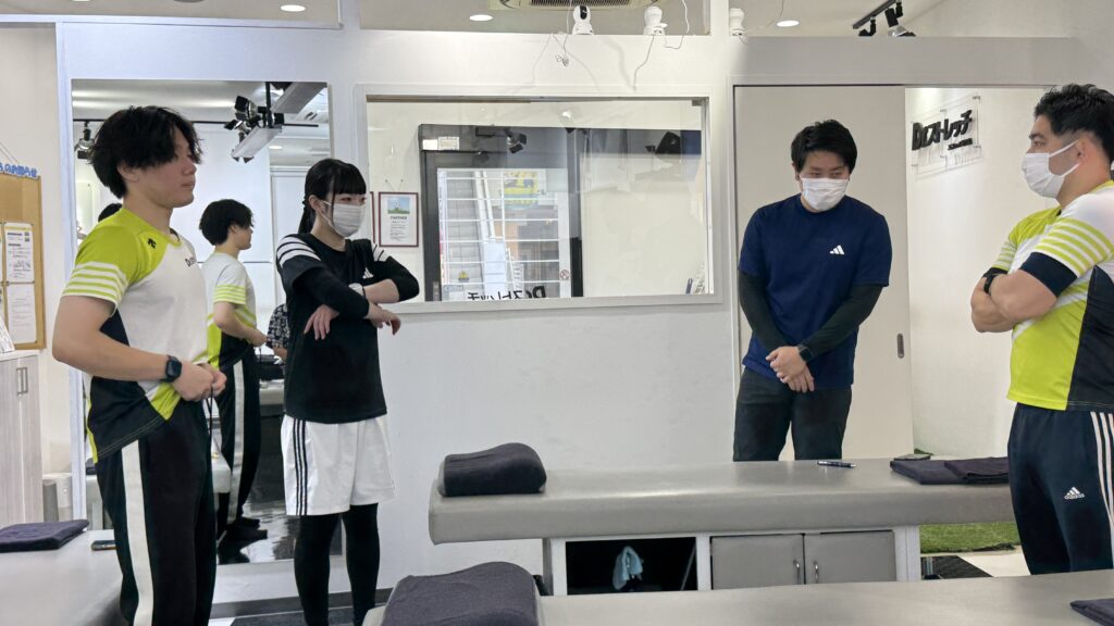 お客様とのコミュニケーションを大切にする中村裕貴