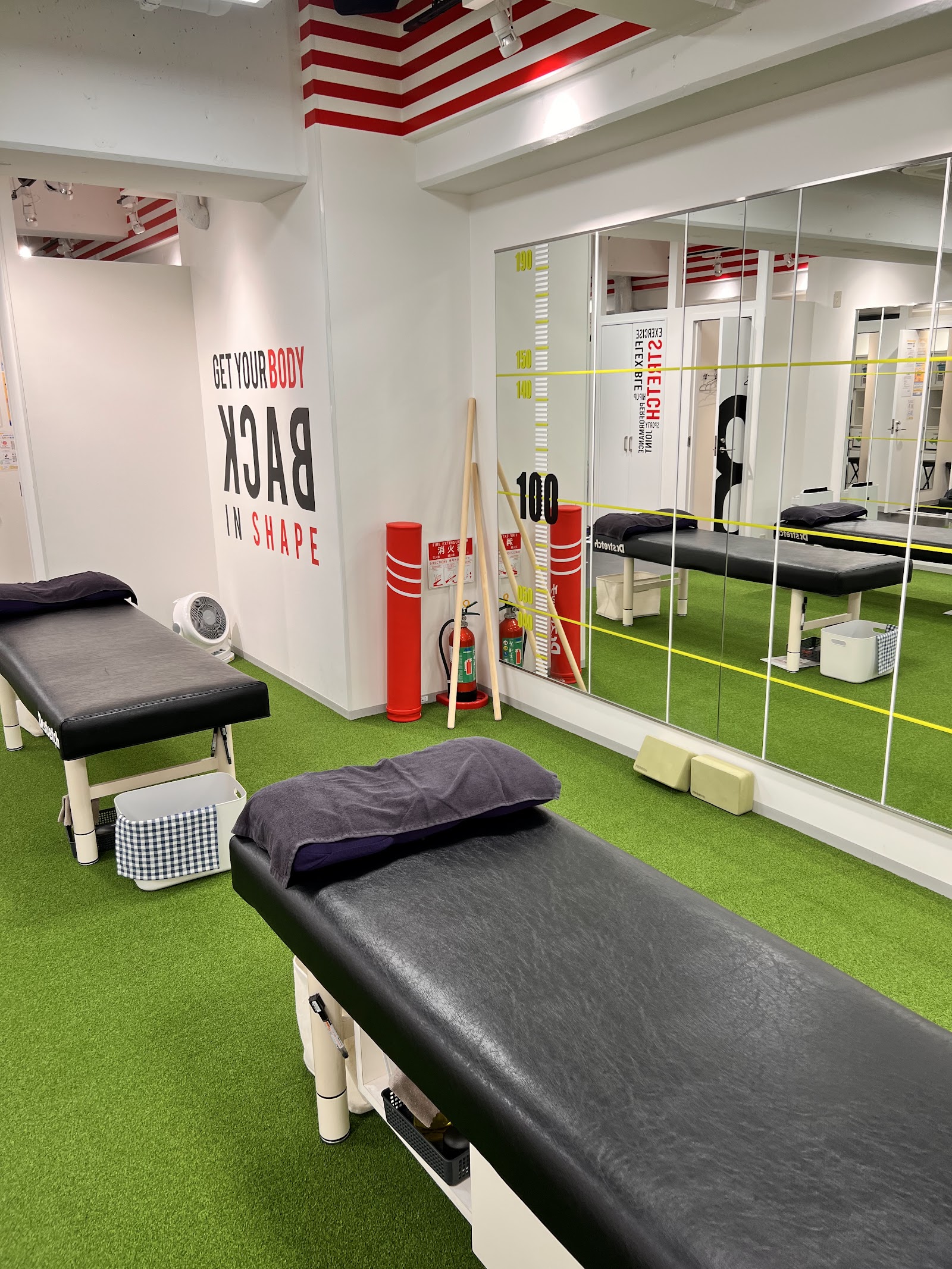 調布でデスクワークで同じ姿勢が続いた後に体を整えたい方へ Dr.ストレッチ調布店の予約前確認ポイントに関連するソフネットジャパン / Dr.ストレッチ / ヘアーランドの調布店の店舗・雰囲気の写真 1