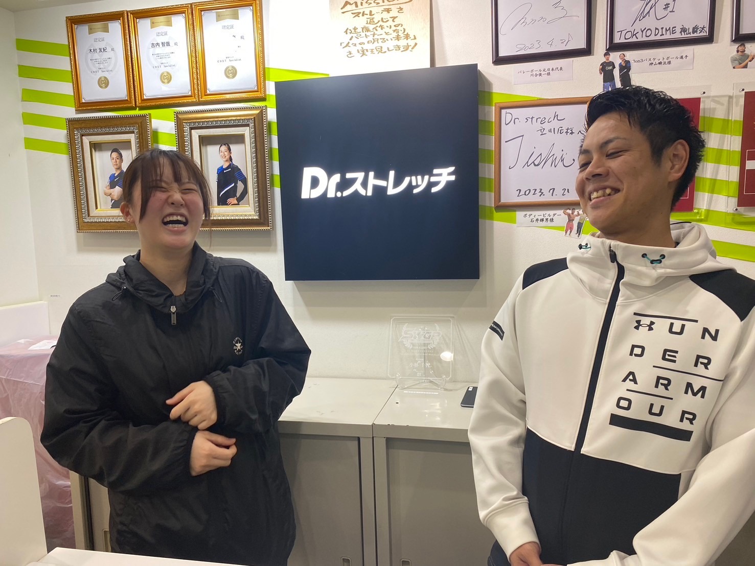 ソフネットジャパンの会社理解を深めたい方へ 応募前に確認したい理念と働き方に関連するソフネットジャパン / Dr.ストレッチ / ヘアーランドの関連写真 1